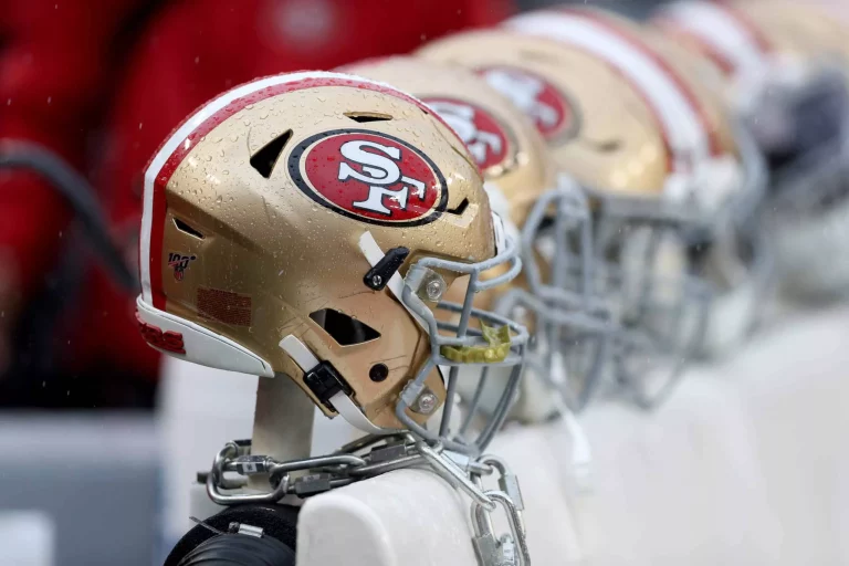 49ers Make Contract Moves With 6 Players