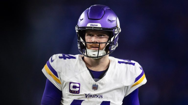 Raiders insider thinks team can sign Pro Bowl QB