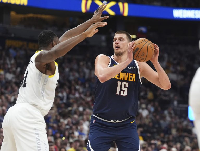 Nikola Jokic, hot shooting power Nuggets past Jazz