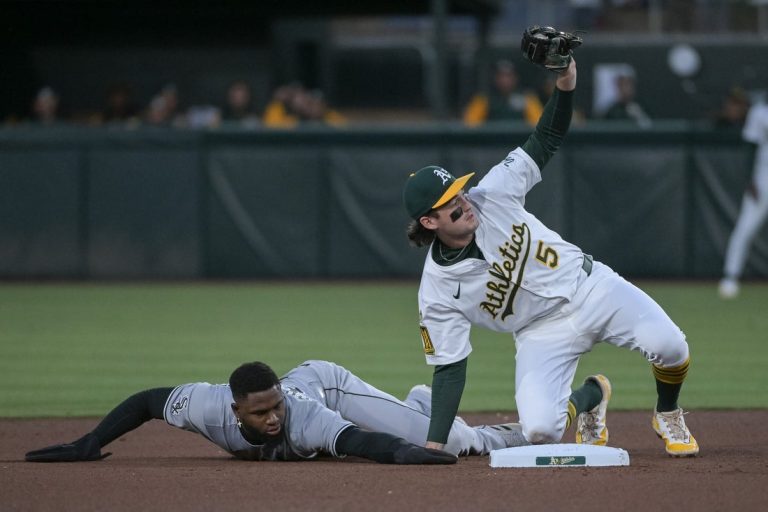 A’s survive rally by White Sox, run win streak to 3