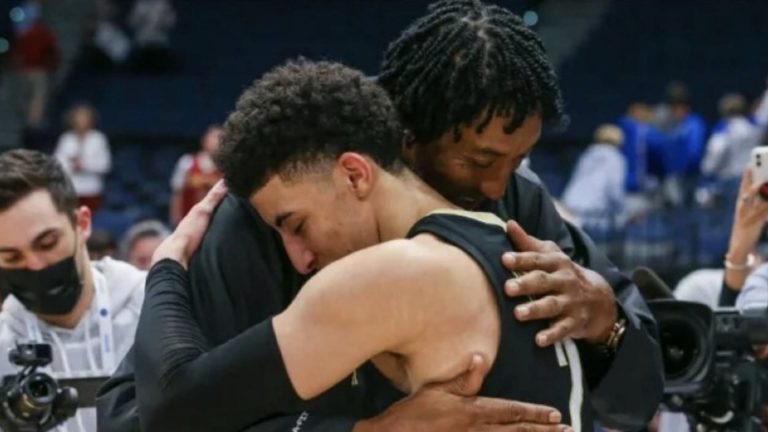 Scottie Pippen shouts out son Scotty Pippen Jr for 30-point masterclass in tough loss to OKC Thunder: “Legacy isn’t inherited”