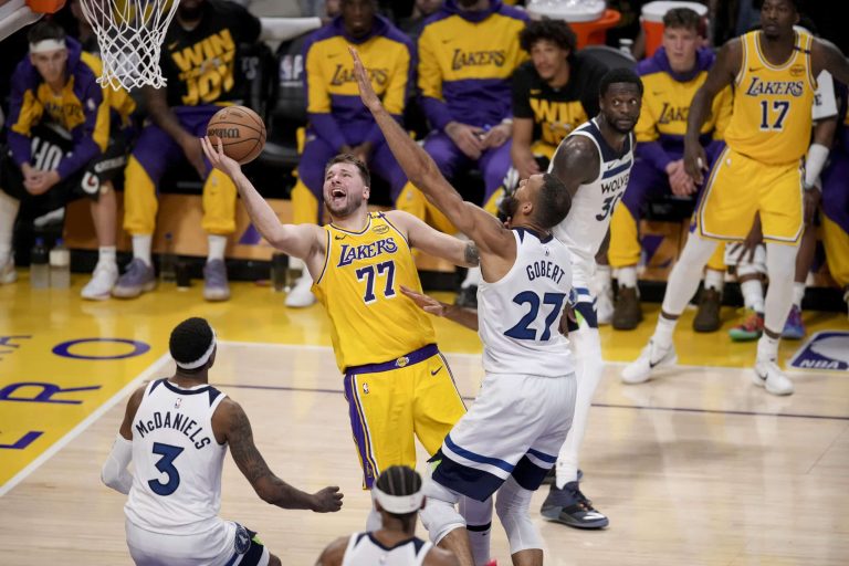 Lakers, Timberwolves know Game 3 is critical