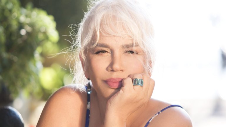 Universal acquires recorded music rights to catalog of Turkish superstar Sezen Aksu