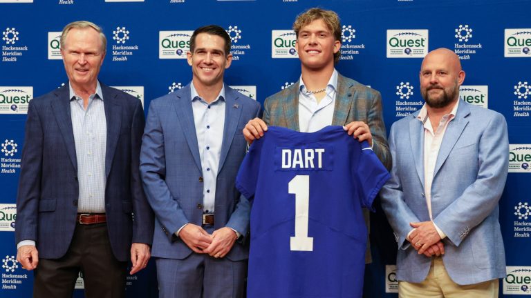 Giants, Saints don’t have time to take things slow with new QBs