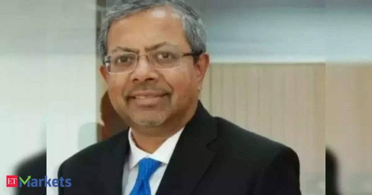 Large HNI and institutional money continuing to buy on every dip: N Jayakumar