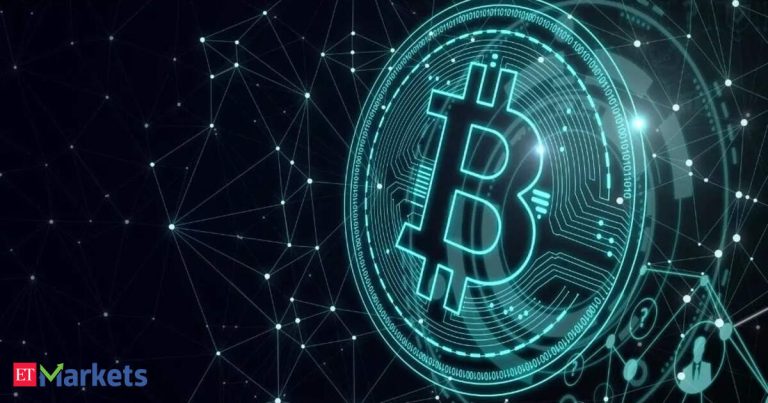 Bitcoin vs USD: Why BTC is yet to catch up to the dollar for global dominance