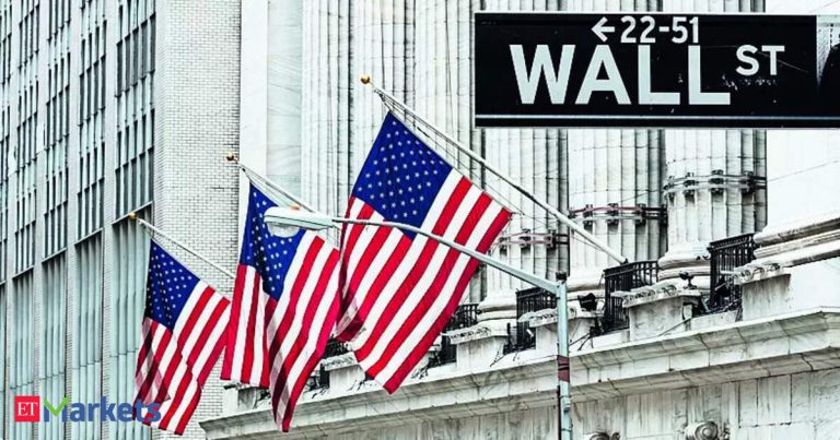 Wall Street stocks tumble as worries mount about US debt