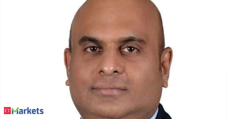 PSU banks, select private lenders remain attractive despite global market jitters: Chakri Lokapriya