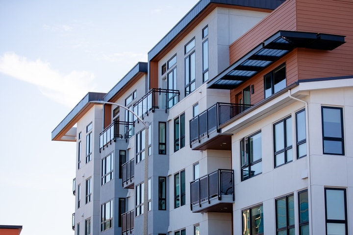 Grant Cardone Reveals The 3 Reasons Why Multifamily Properties Are In A Correction: ‘Oversupply Creates Increased Vacancy’