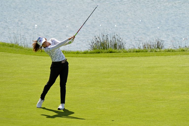How much each golfer earned from the $3M purse?