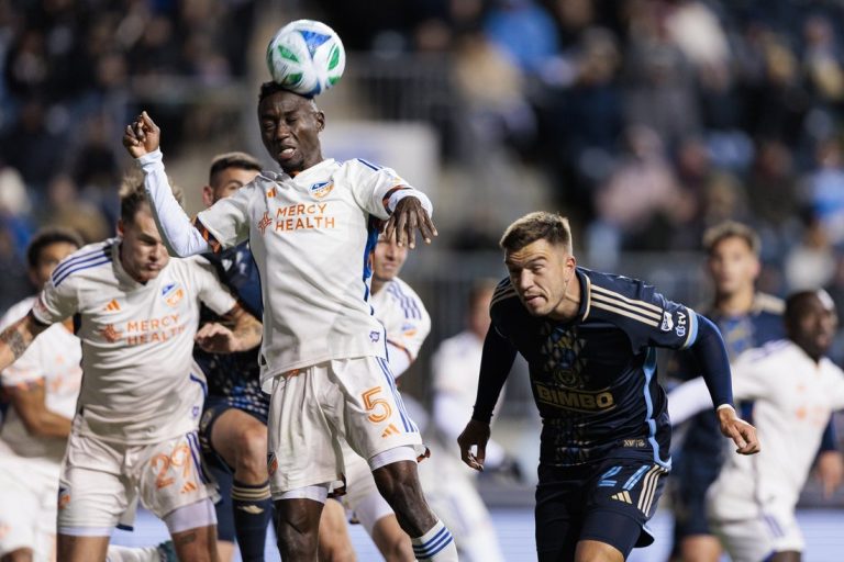 FC Cincinnati sign M Obinna Nwobodo to extension
