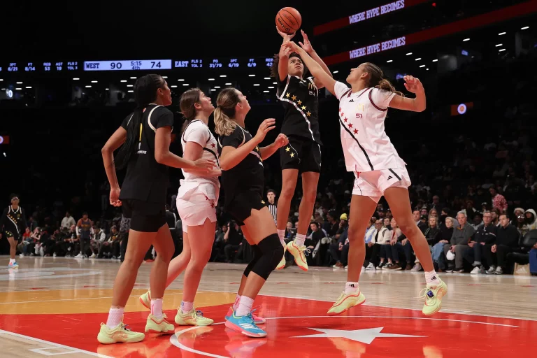 UCLA HC Cori Close gives sneak peak for sisters Sienna and Lauren Betts’ next season together