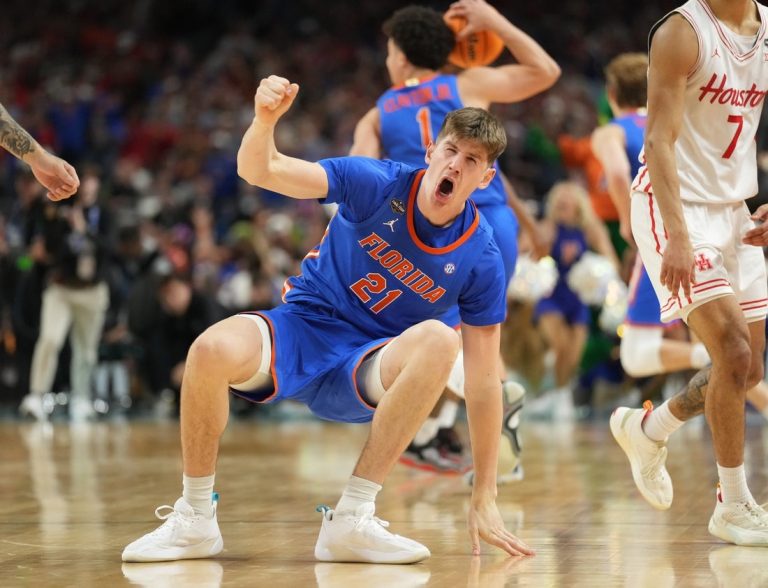 F Alex Condon opts out of NBA draft, returns to Florida