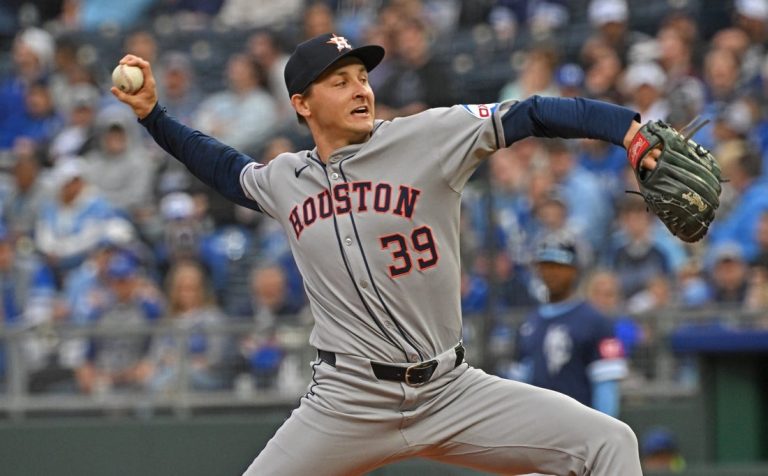 Astros still looking for timely hitting in series vs. Brewers