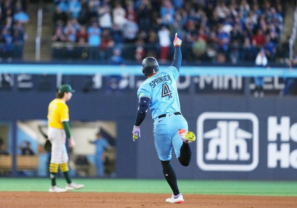 Jays win fourth staight, keep A’s reeling