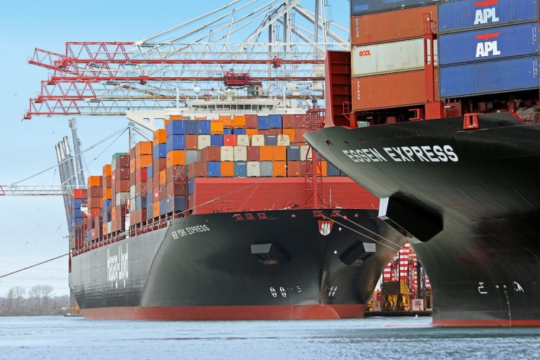 Hapag-Lloyd expects swift China ramp-up after bookings jump 50%
