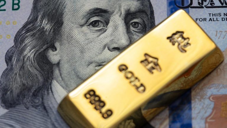 4 Gold Investments That Pay Off During a Recession