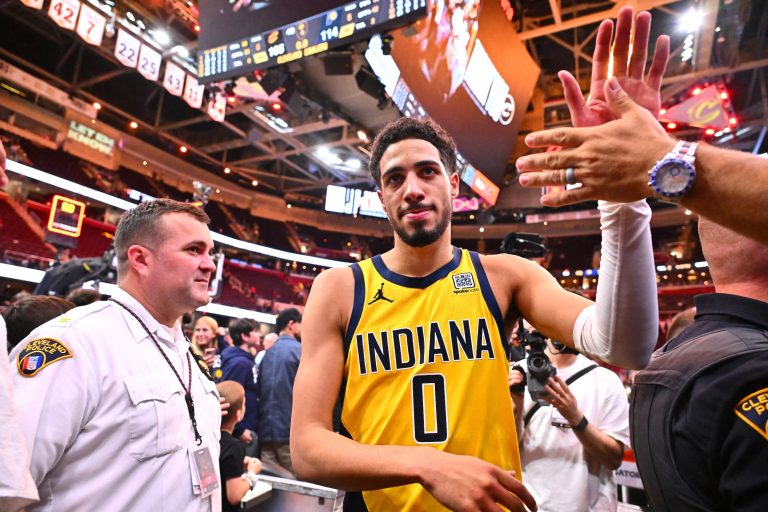 Pacers allow Tyrese Haliburton’s dad to attend games