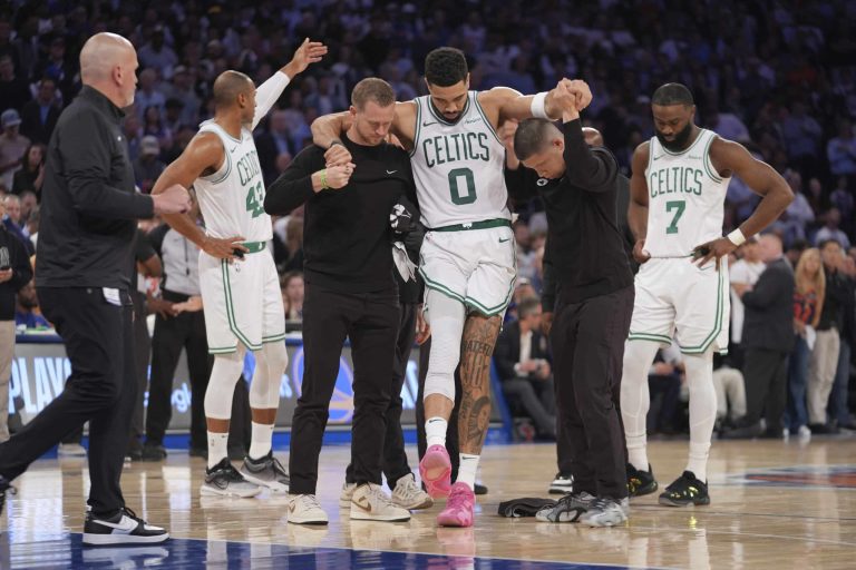 Jayson Tatum thankful for ‘love and support’ after surgery