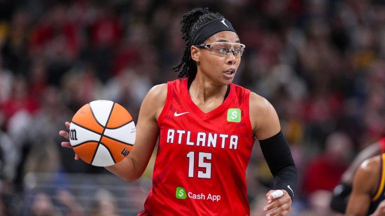 Gray scores 25 as Dream hold off Sparks