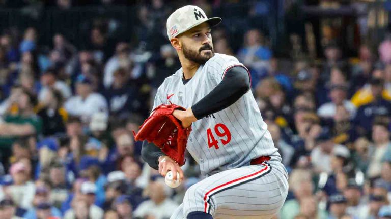 MLB Roundup: Twins shut out Brewers for 13th straight win
