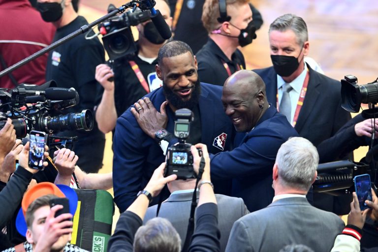 Michael Jordan’s Longtime Agent Takes A Jab At LeBron James