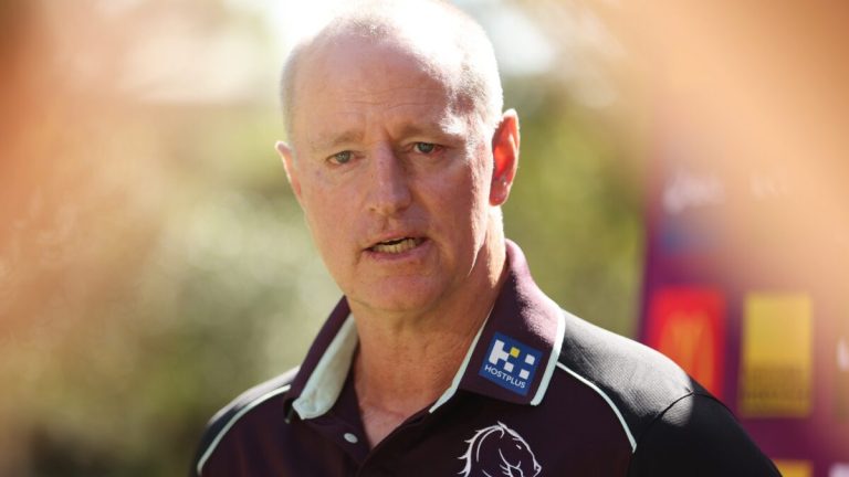 Broncos star gives thumbs up to stinging Maguire takedown, forgotten star cleared to return, mascot under fire