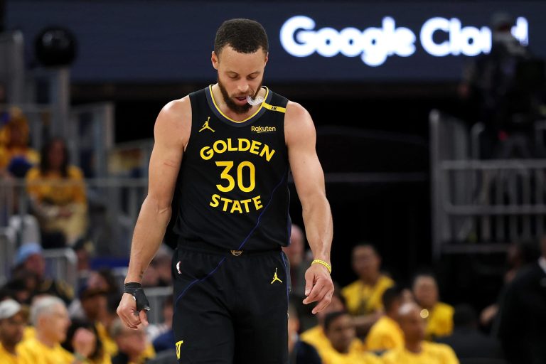 Concerning Details Emerge About Steph Curry’s Injury