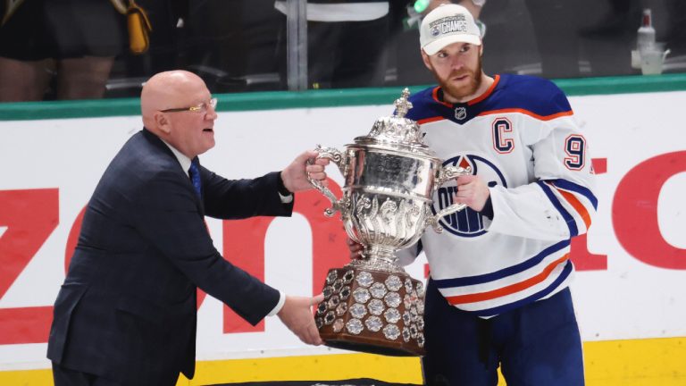 Oilers gladly touch West trophy after Panthers stay hands-off in East