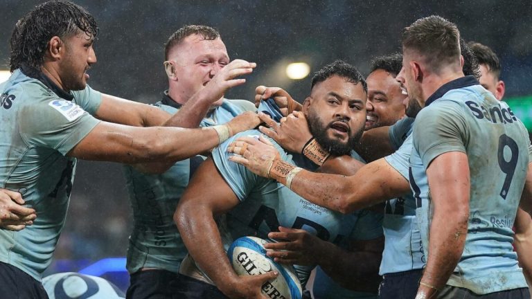 Wallabies coach to meet Tupou following crisis of confidence admission