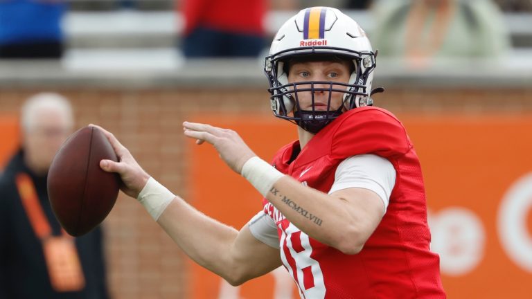Reports: Packers sign Canadian QB Taylor Elgersma out of Laurier