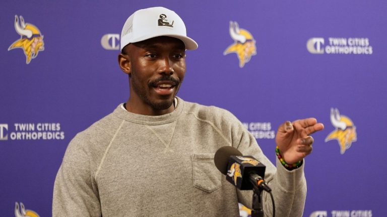 Vikings sign GM Kwesi Adofo-Mensah to multi-year extension