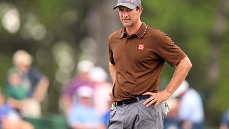 Vegas lights up US PGA despite late blunder as Aussie duo move within striking distance