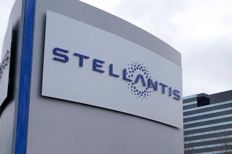 Car maker Stellantis names a new CEO from within its ranks