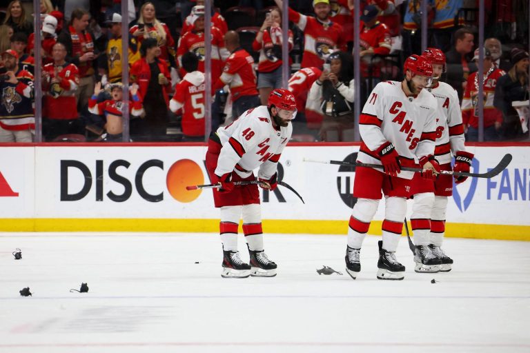NHL experts rip into Carolina Hurricanes after Game 3 shellacking by Florida Panthers