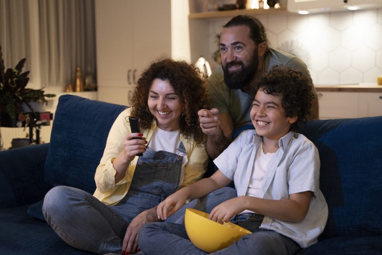 YesMovies Alternatives, Mirror Sites & Reddit Updates
