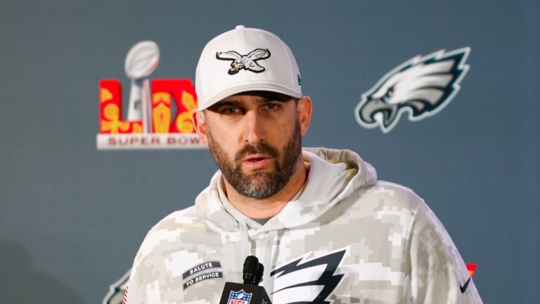 Eagles extend head coach Nick Sirianni