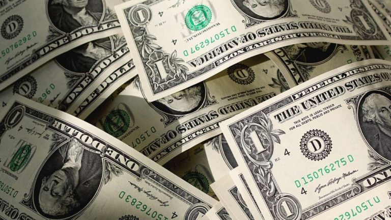 Are You Rich or Just Upper Middle Class? Here’s The Net Worth And Income It Takes To Be Considered Wealthy