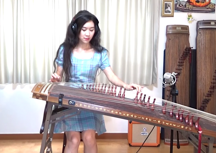 David Bowie/Nirvana’s “The Man Who Sold The World” Played on the Gayageum, a Korean Instrument from the 6th Century
