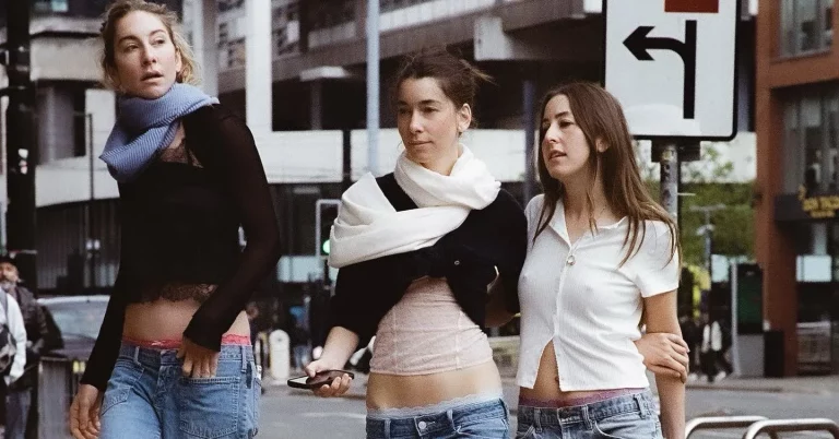 HAIM Share New Single ‘Take Me Back’