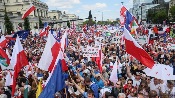 Poland’s presidential race goes down to the wire