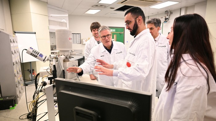 UK steps up efforts to woo scientists fleeing the US