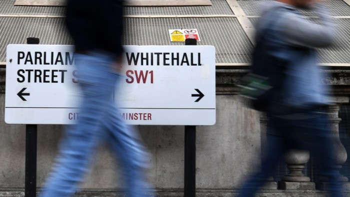 More than 10,000 civil service jobs to be moved out of London