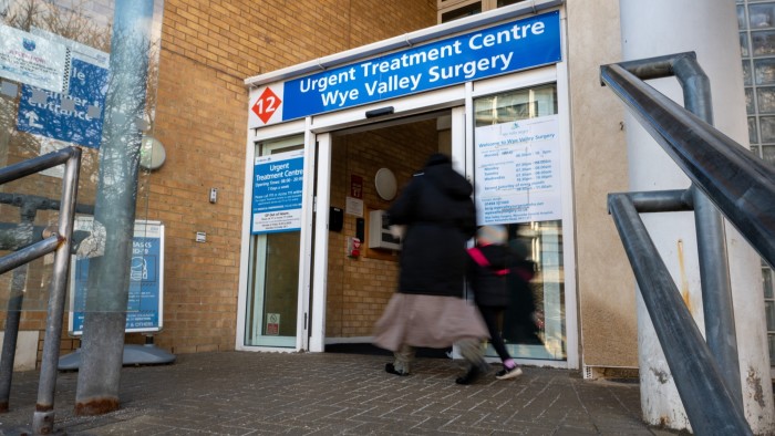 NHS leaders in England braced for 2% spending settlement