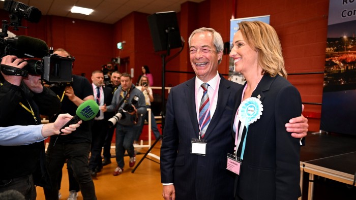 Multi-party politics heightens danger for muddled Labour