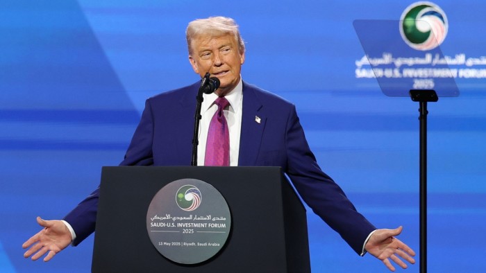 Donald Trump says he will lift sanctions on Syria