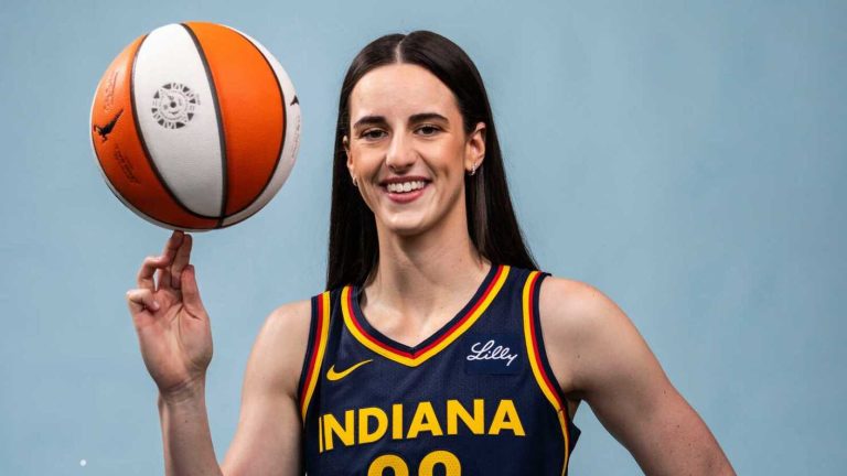Caitlin Clark setting high bar heading into 2025 season