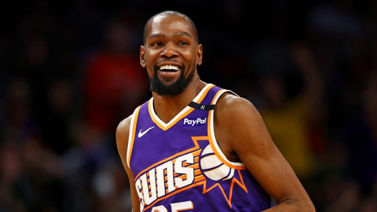 Kevin Durant gives shoutout to L.A. Sparks after season opener