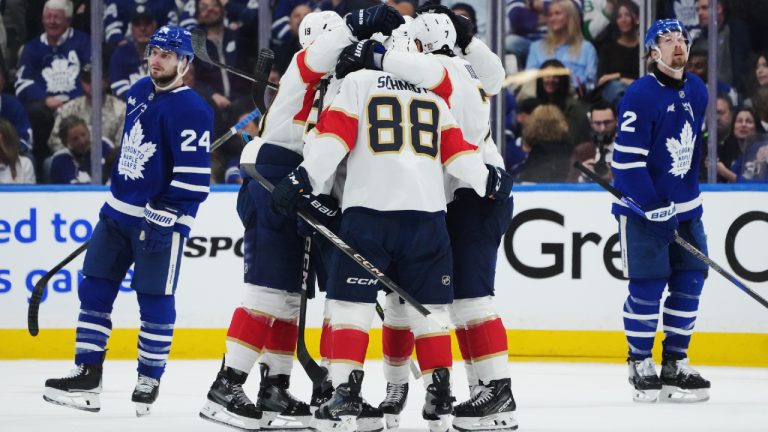 Panthers take series lead after routing Maple Leafs in Game 5