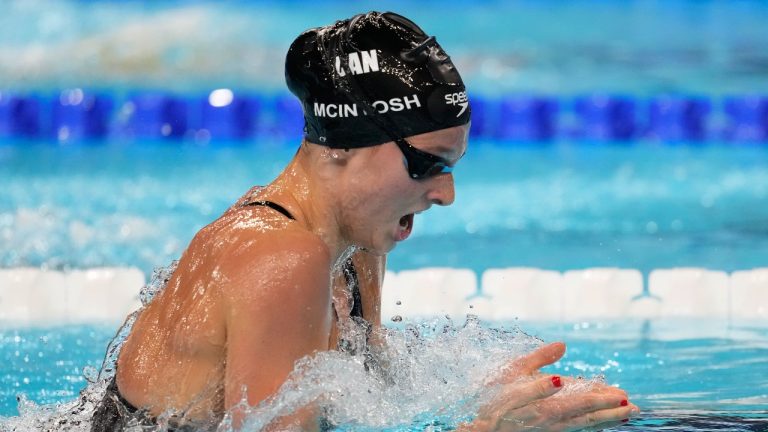 Canadian swim star Summer McIntosh to train under Michael Phelps’ former coach